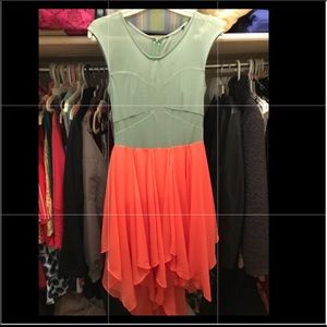 Beautiful dress great for summer. No flaws!